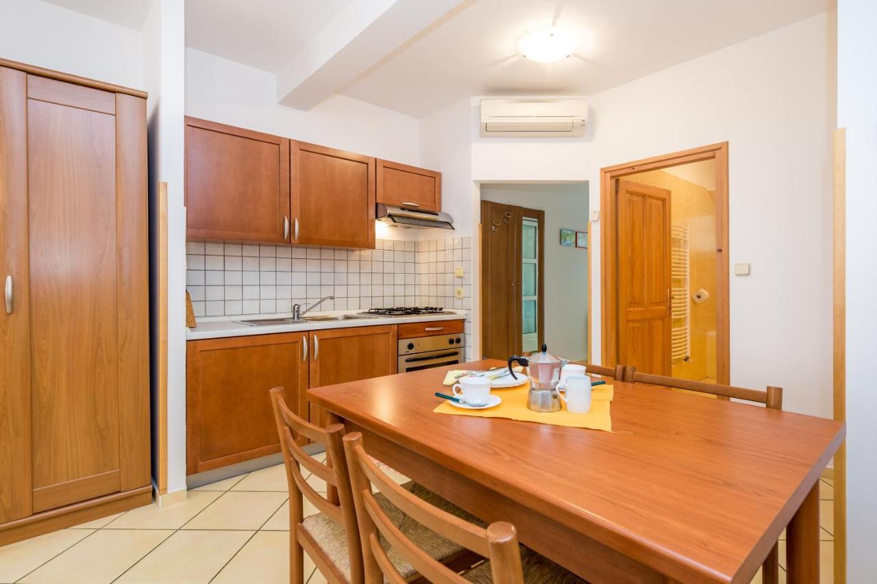 Apartments With A Parking Space Moscenicka Draga, Opatija - 7766 Esterno foto